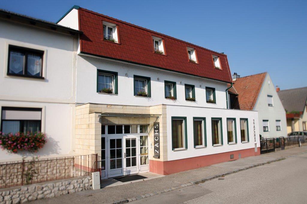 Hotel Zachs Sankt Margarethen im Burgenland Exterior photo